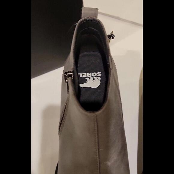 Woman's Boots SOREL Evie™ II Zip Quarry, Grill Color Waterproof Size 9 - Picture 11 of 15